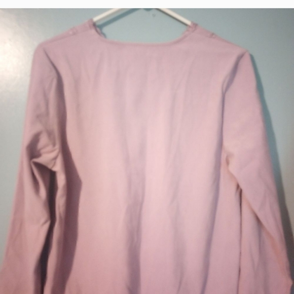 Lavender pant suit lace trim and outside lace stitching - Picture 7 of 12